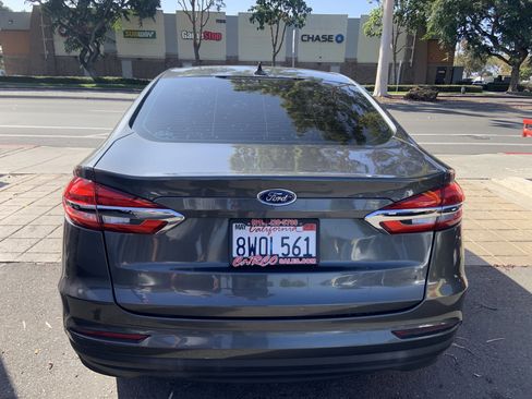 Used 2020 Ford Fusion S image 5