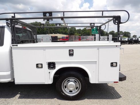 Used 2020 Ford F250 XL w/ Power Equipment Group RWD image 38