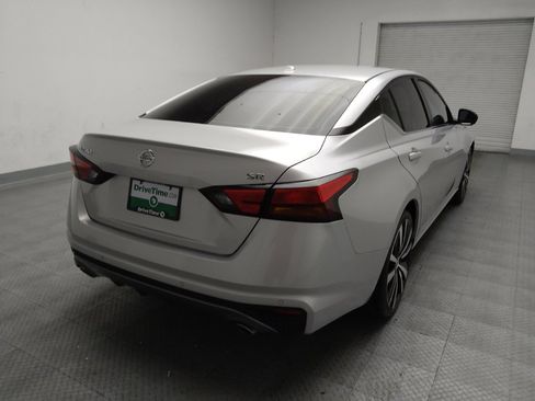 Used 2020 Nissan Altima 2.5 SR FWD image 7