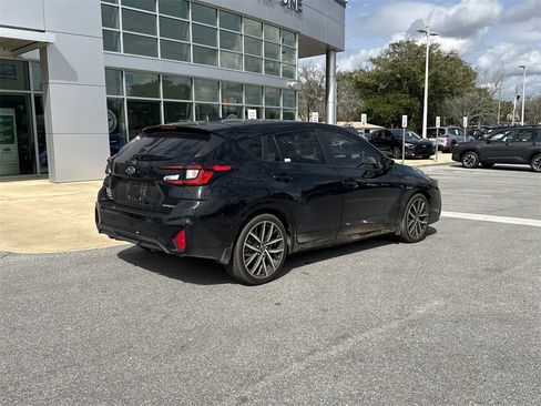 Used 2025 Subaru Impreza 2.0i Sport image 9