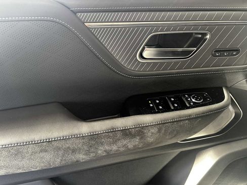 New 2026 INFINITI QX80 Autograph w/ Premium Cargo Package image 11