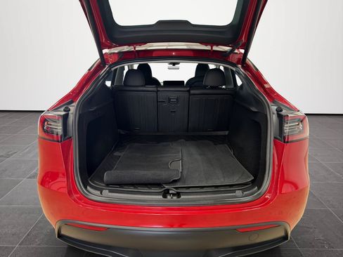 Used 2023 Tesla Model Y Long Range AWD/4WD image 24