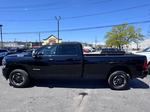 Used 2025 RAM 3500 Limited AWD/4WD image 4