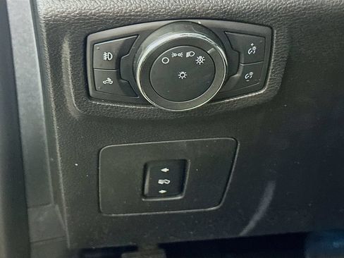 Used 2016 Ford F150 Lariat w/ Trailer Tow Package AWD/4WD image 20