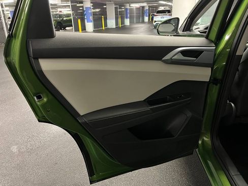 New 2025 Volkswagen Taos SEL image 20