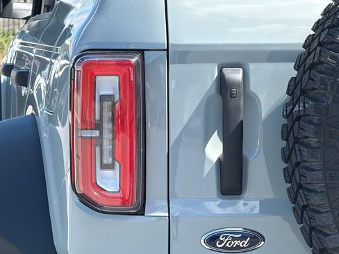 Used 2023 Ford Bronco Badlands AWD/4WD image 44