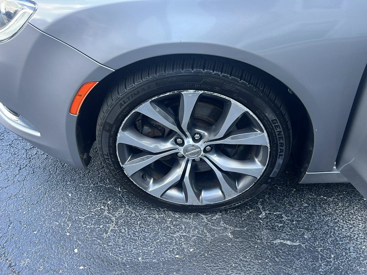 Used 2016 Chrysler 200 C w/ Quick Order Package 26P FWD image 22