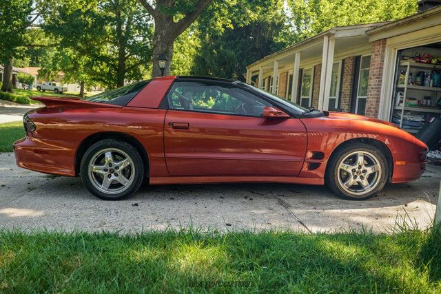 Used 2002 Pontiac Firebird Trans Am RWD image 9