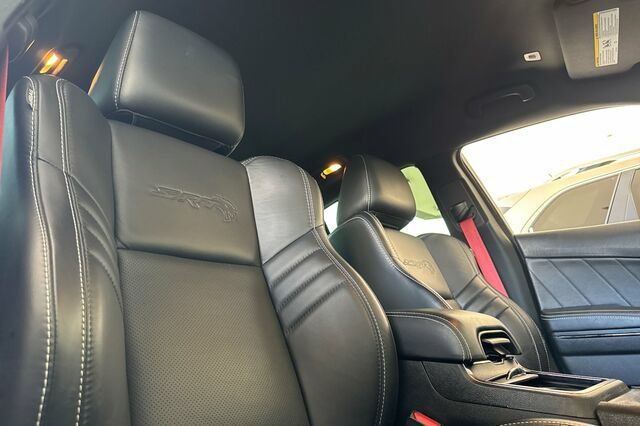 Used 2018 Dodge Charger SRT Hellcat RWD image 13