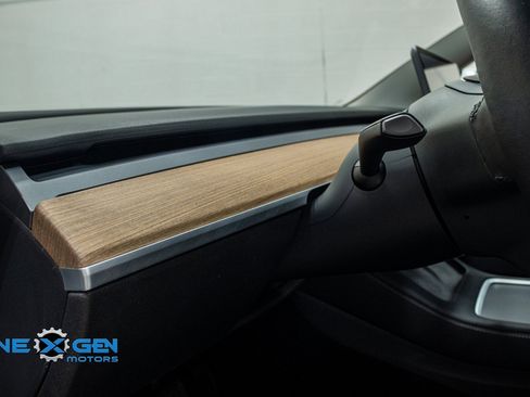 Used 2021 Tesla Model 3 Standard Range Plus image 11