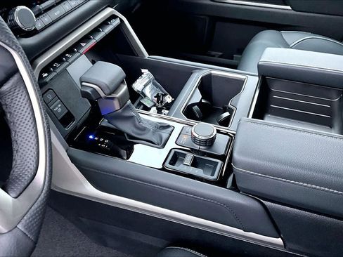 New 2026 Toyota Tundra Limited AWD/4WD image 7