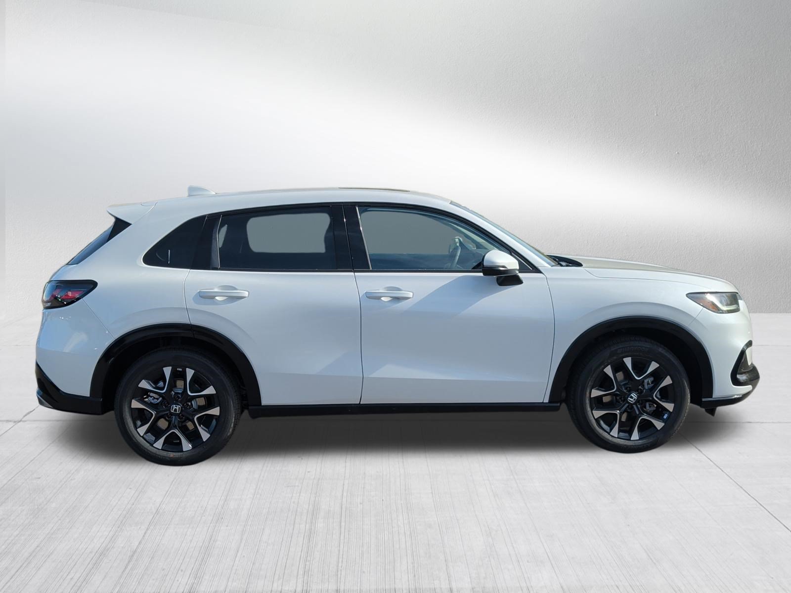 New 2027 Honda HR-V EX-L image 8
