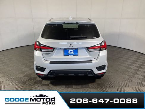 Used 2024 Mitsubishi Outlander Sport ES AWD/4WD image 6