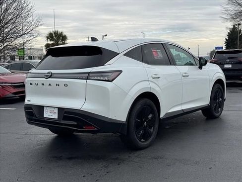 Certified 2025 Nissan Murano SV image 3