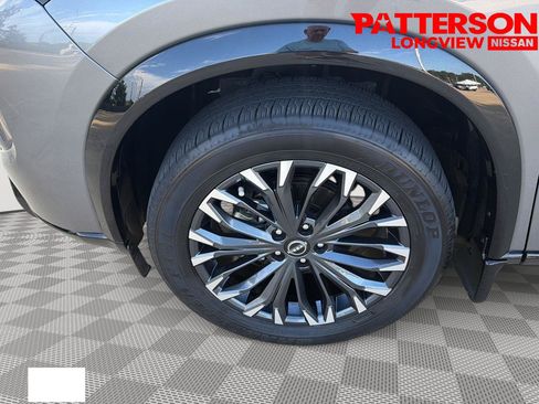 Used 2025 Nissan Rogue Platinum w/ Platinum Premium Package FWD image 24