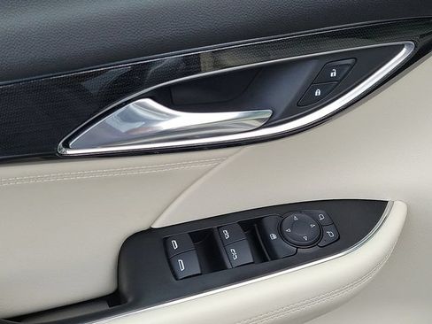 Used 2021 Buick Envision Preferred AWD/4WD image 20