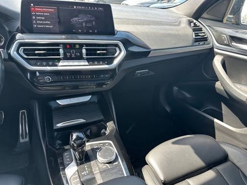 Used 2022 BMW X4 xDrive30i AWD/4WD image 17