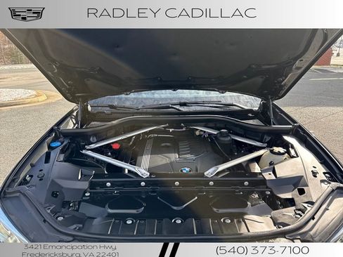 Used 2023 BMW X6 xDrive40i w/ Executive Package image 11