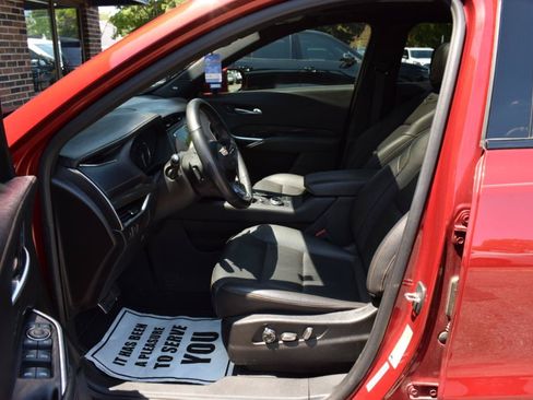 Used 2019 Cadillac XT4 Sport FWD image 33