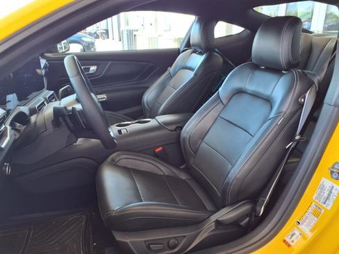 Used 2024 Ford Mustang GT Premium image 3