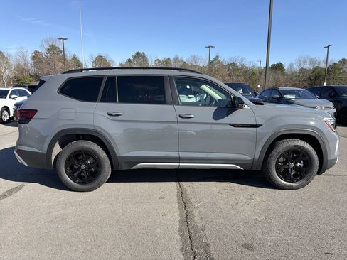 New 2026 Volkswagen Atlas Peak Edition AWD/4WD image 4