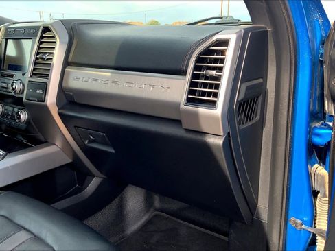 Used 2021 Ford F450 Platinum w/ FX4 Off-Road Package image 18