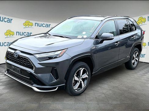 Used 2023 Toyota RAV4 SE w/ Weather & Moonroof Package image 2