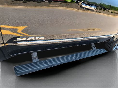 Used 2021 RAM 1500 Limited image 15