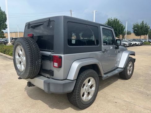 Used 2014 Jeep Wrangler Sahara w/ Connectivity Group AWD/4WD image 4