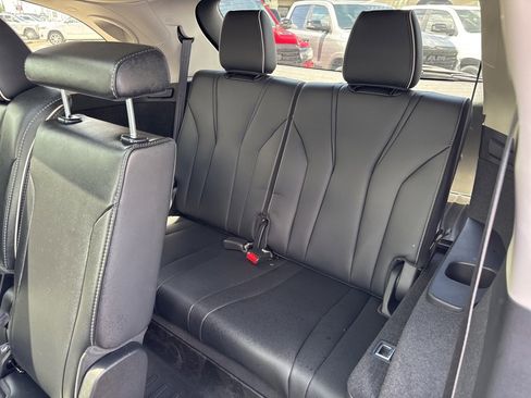 Used 2023 Acura MDX SH-AWD w/ Advance Package image 24