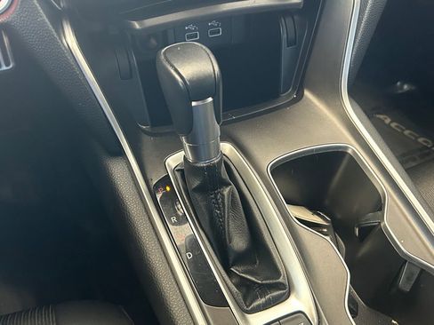 Used 2022 Honda Accord Sport image 13