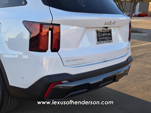 Used 2024 Kia Sorento SX Prestige w/ Sage Leather Package AWD/4WD image 5
