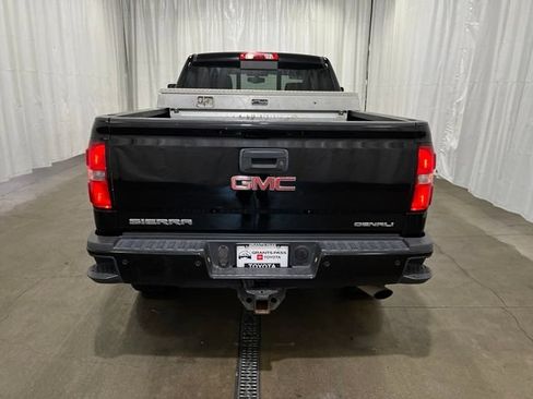 Used 2016 GMC Sierra 2500 Denali AWD/4WD image 4