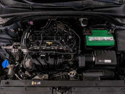 Used 2018 Hyundai Elantra GT w/ Tech Package 03 image 52