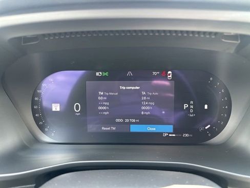 Certified 2023 Volvo XC40 B5 Plus w/ Protection Package Premier AWD/4WD image 22