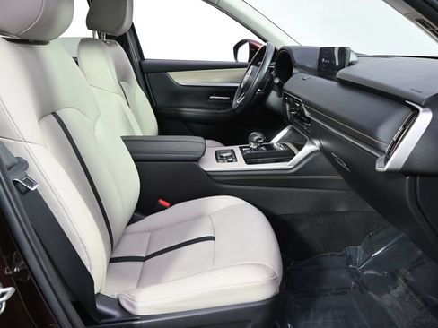 Certified 2024 MAZDA CX-90 Plug-In Hybrid w/ Premium Pkg AWD/4WD image 16