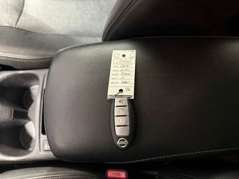 Used 2016 Nissan Rogue SL w/ SL Premium Package AWD/4WD image 22