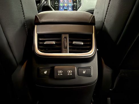 Used 2021 Subaru Outback Limited image 30