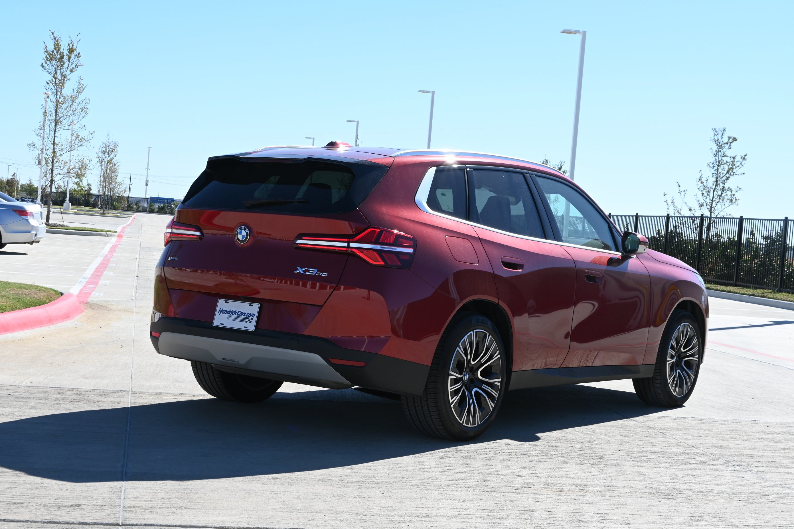 Certified 2025 BMW X3 xDrive30i AWD/4WD image 8