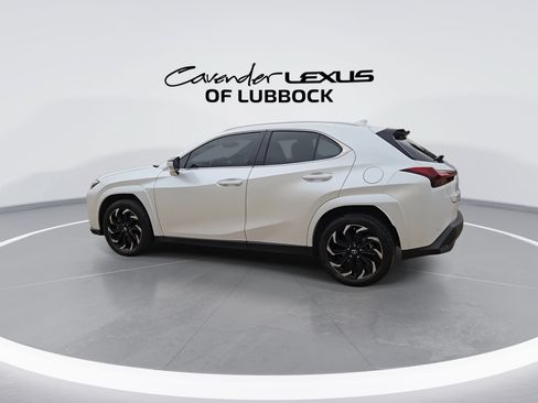 Used 2023 Lexus UX 250h FWD w/ Accessory Package (Z2) image 6