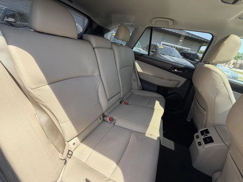 Used 2015 Subaru Outback 2.5i Limited AWD/4WD image 16