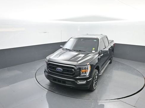 Certified 2021 Ford F150 XLT w/ Equipment Group 302A High image 20