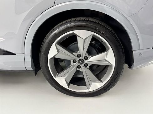 Certified 2026 Audi Q4 e-tron Premium Plus w/ Premium Plus AWD/4WD image 31