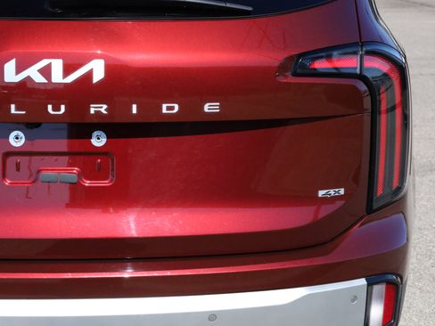 Used 2023 Kia Telluride SX image 27