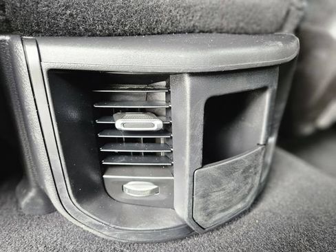 Used 2024 RAM 2500 Big Horn AWD/4WD image 30