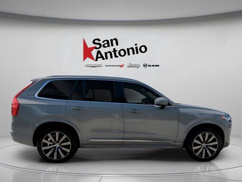 Used 2025 Volvo XC90 B5 Core w/ Protection Package image 30