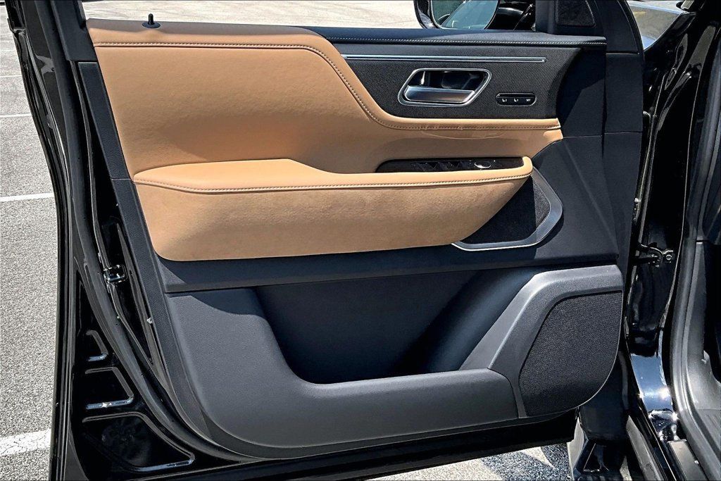 New 2027 INFINITI QX80 Luxe RWD image 35
