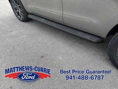 New 2026 Ford Expedition Platinum w/ Stealth Appearance Package AWD/4WD image 16