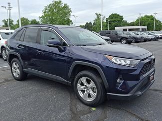 Used 2021 Toyota RAV4 XLE AWD/4WD video 3