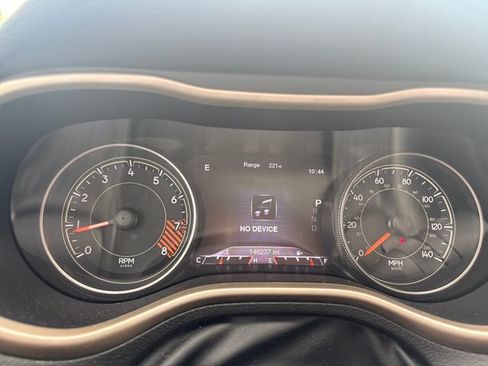 Used 2015 Jeep Cherokee Limited AWD/4WD image 15